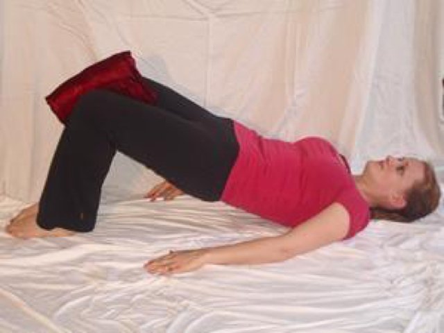 pelvic curl yoga