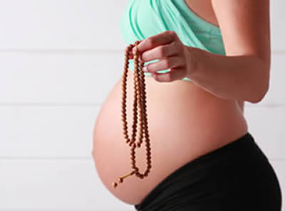Pregnant belly birth prep services