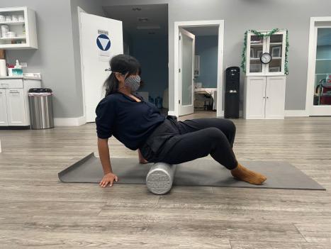 Foam Rolling for Beginners 2022 — Alo Moves