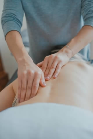 Benefits of Manual Therapy for the Pelvic Floor