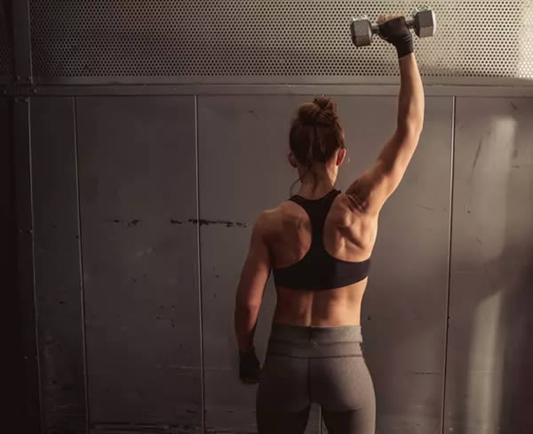 Livestrong | 2 Tests to Help Determine if One Shoulder Is Stronger Than the Other (and 3 Exercises to Fix It)