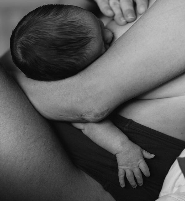How Physical Therapy Can Help with Clogged Milk Ducts and Mastitis